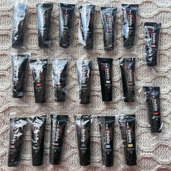 Lot of 20 Paddie Poly Nail Gel - Picture 2 of 3